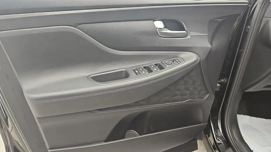 HYUNDAI Santa Fe -