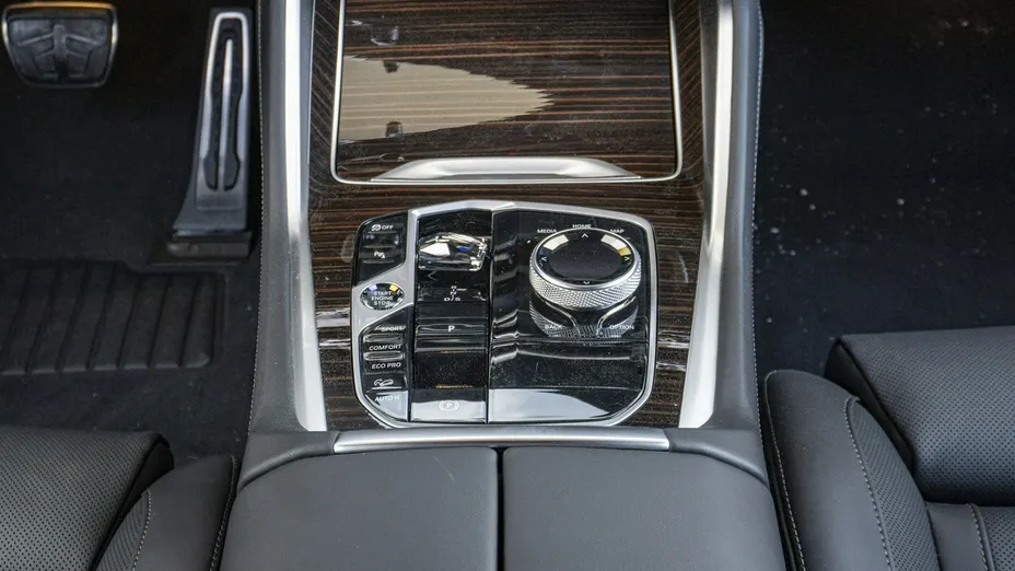 BMW X6 -