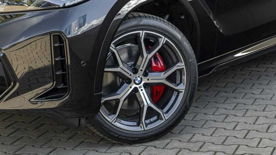 BMW X6 -