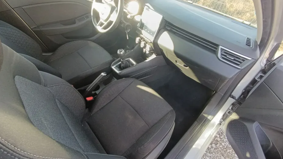 RENAULT Clio -