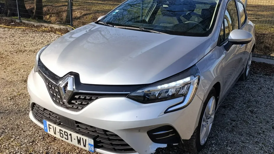 RENAULT Clio -