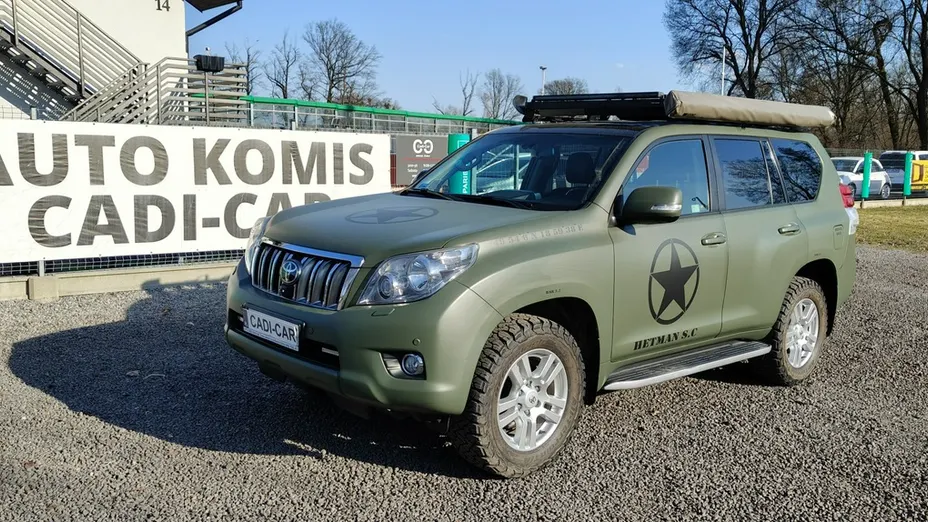 TOYOTA Land Cruiser -