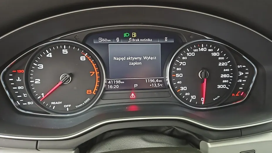 AUDI A4 -