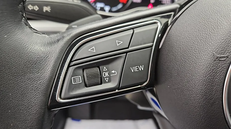 AUDI A4 -