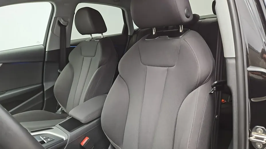 AUDI A4 -