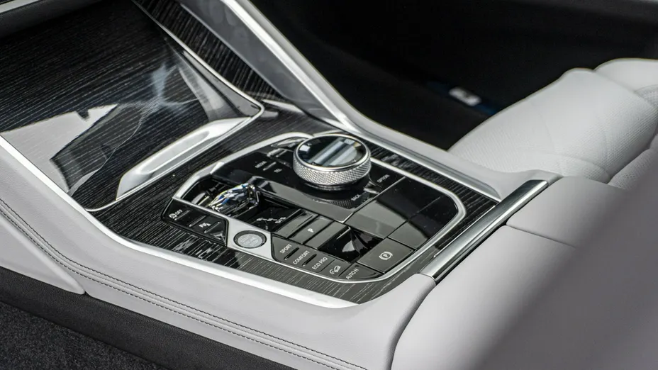 BMW X6 -