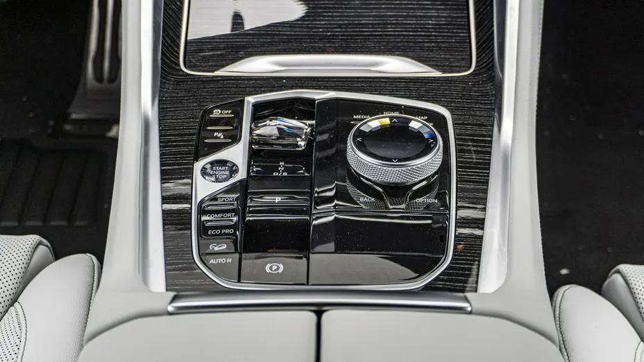 BMW X6 -