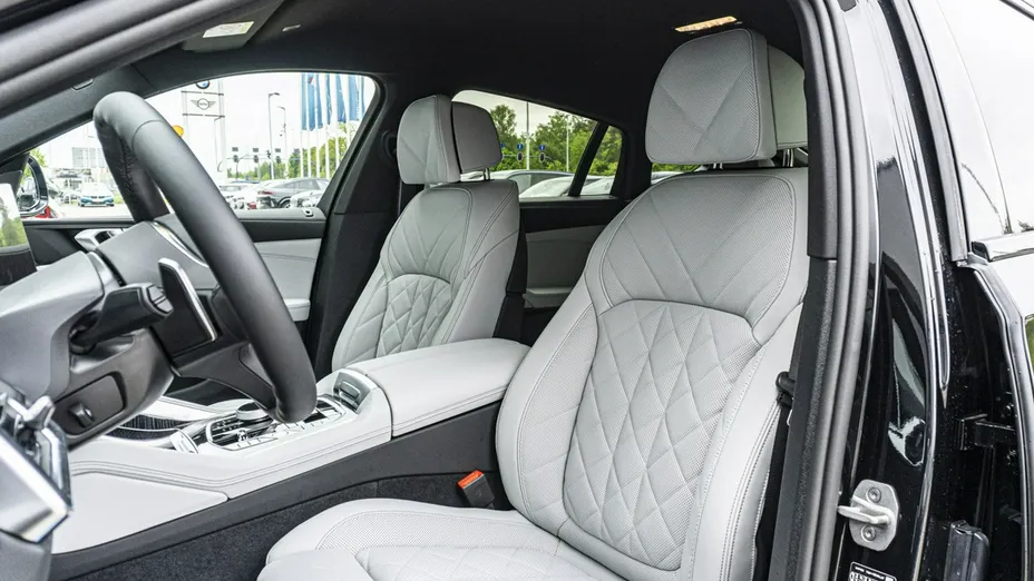 BMW X6 -