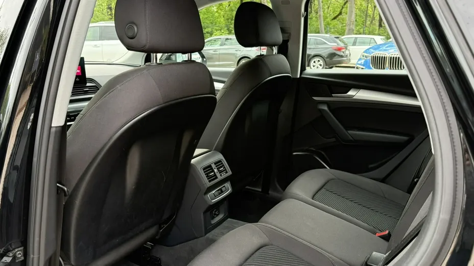 AUDI Q5 -
