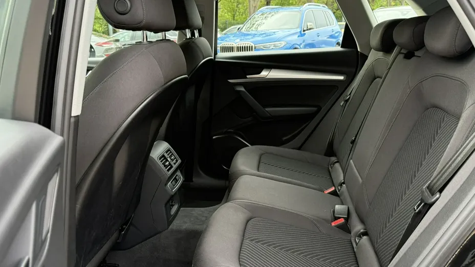 AUDI Q5 -