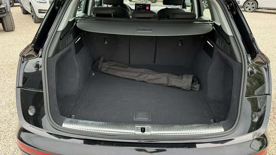 AUDI Q5 -
