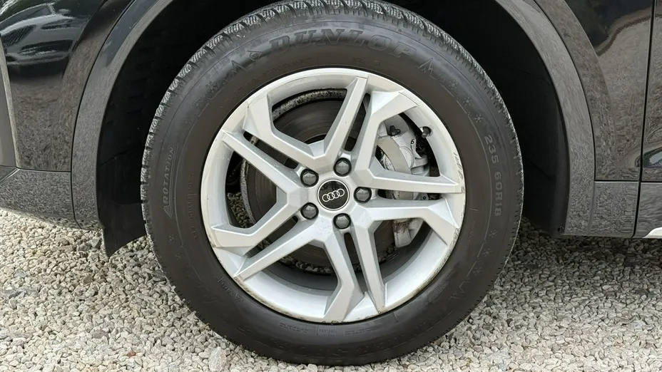 AUDI Q5 -