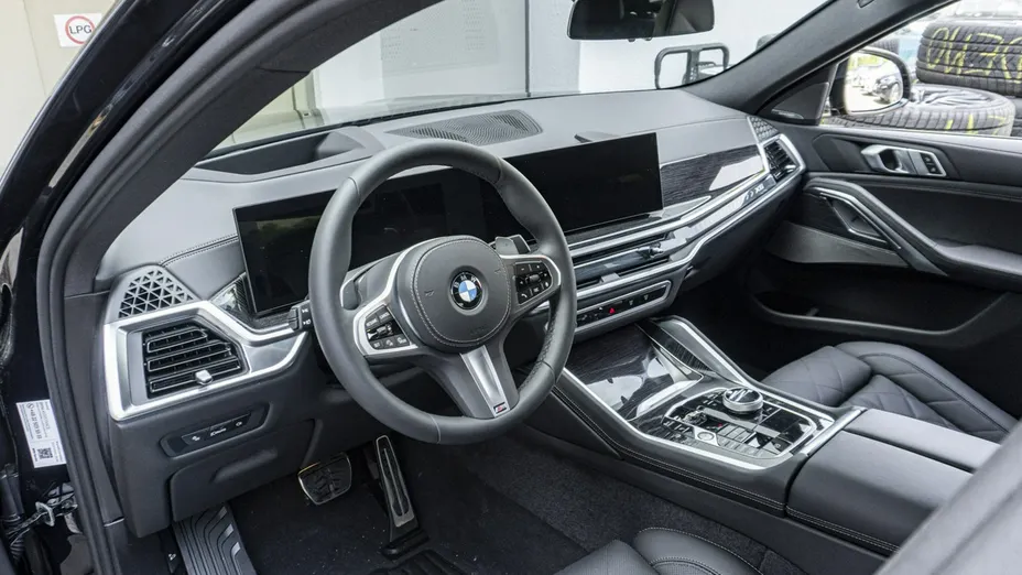 BMW X6 -