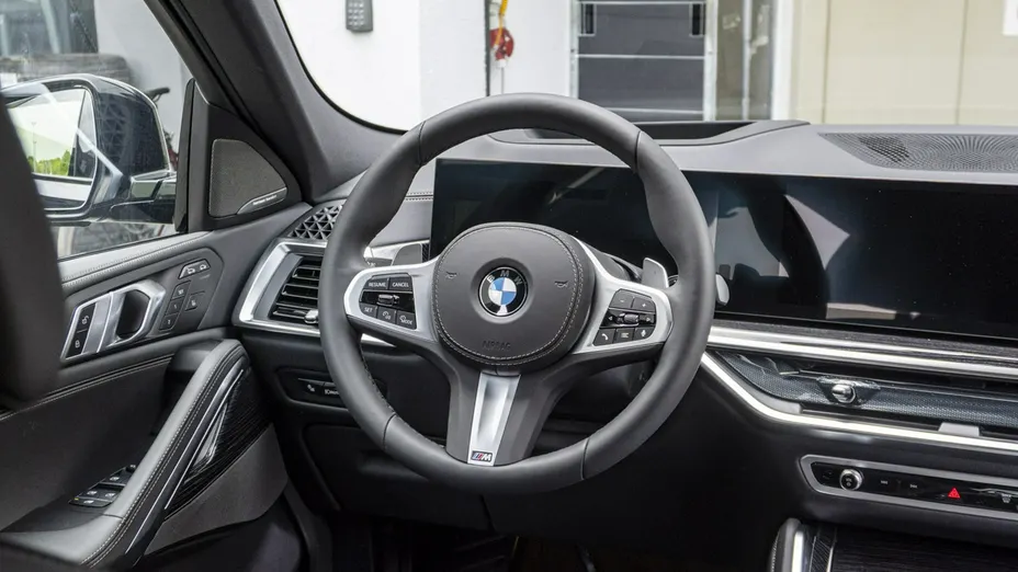 BMW X6 -