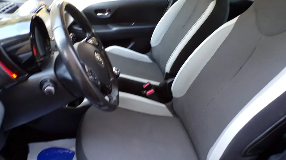 TOYOTA Aygo -