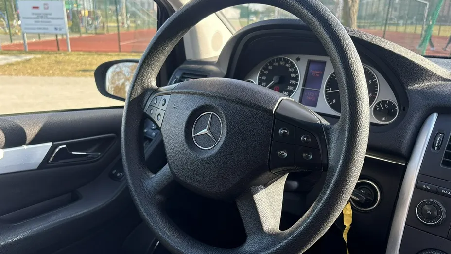 MERCEDES-BENZ B Klasa -