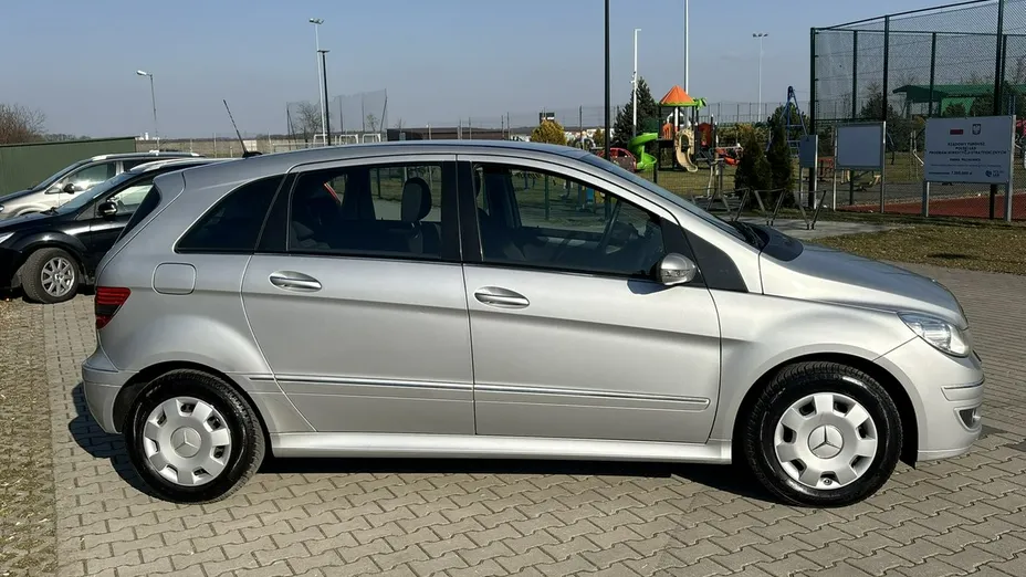 MERCEDES-BENZ B Klasa -