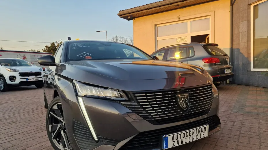 PEUGEOT 308 -