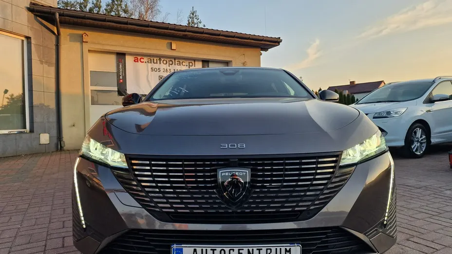 PEUGEOT 308 -