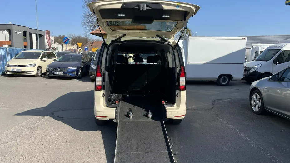 VOLKSWAGEN Caddy -