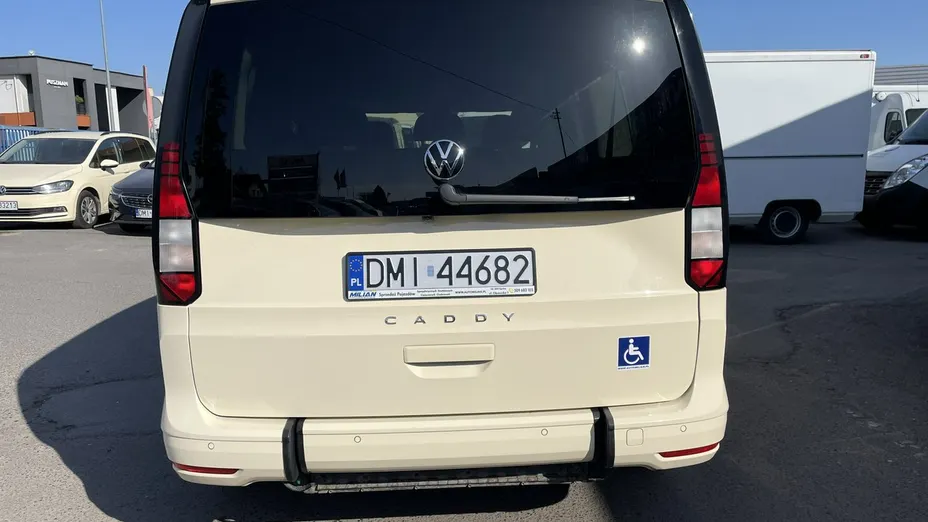 VOLKSWAGEN Caddy -