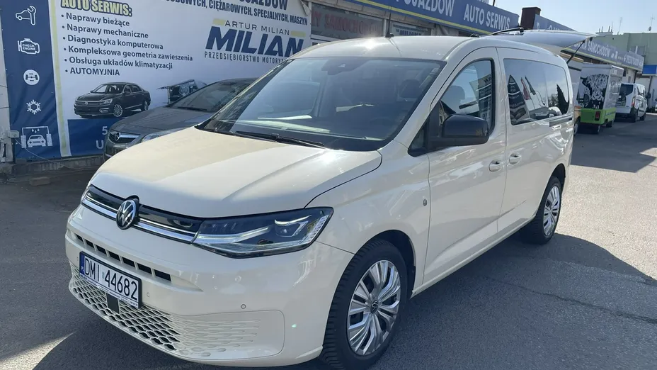 VOLKSWAGEN Caddy -