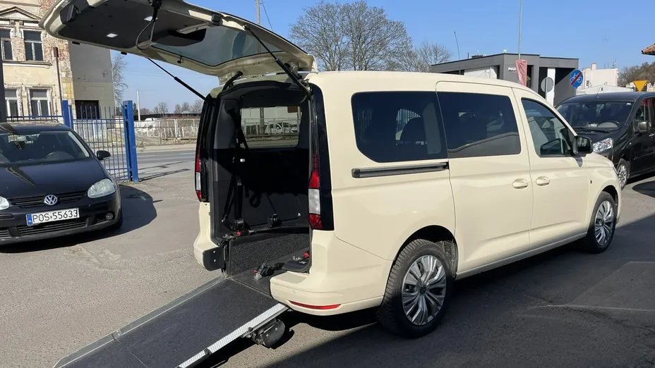 VOLKSWAGEN Caddy -