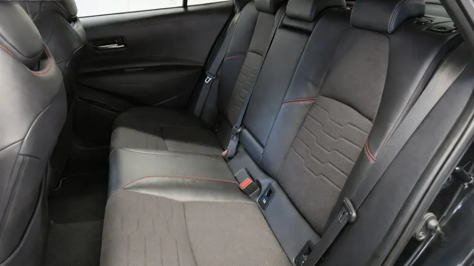 TOYOTA Corolla -