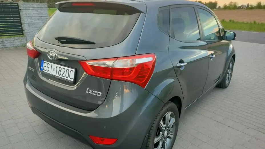 HYUNDAI ix20 -