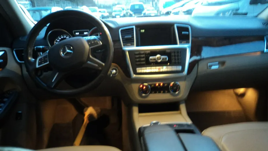 MERCEDES-BENZ ML -