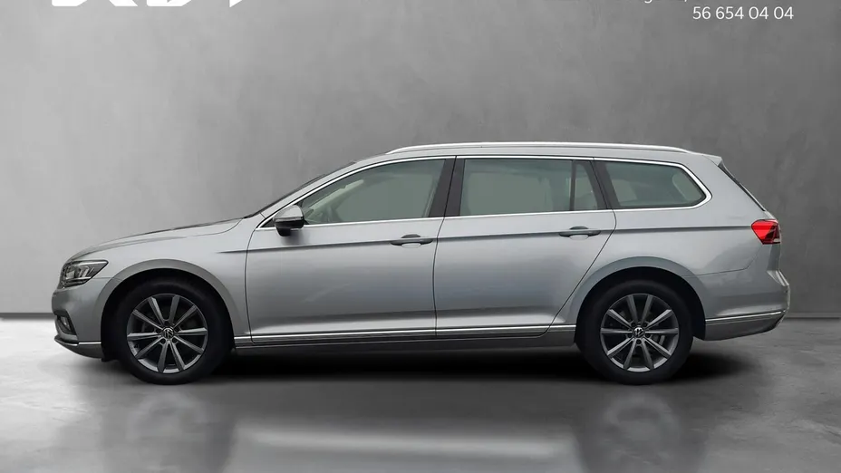 VOLKSWAGEN Passat -