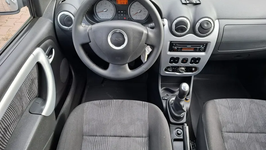 DACIA Sandero -