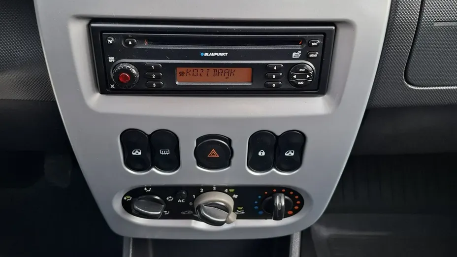 DACIA Sandero -