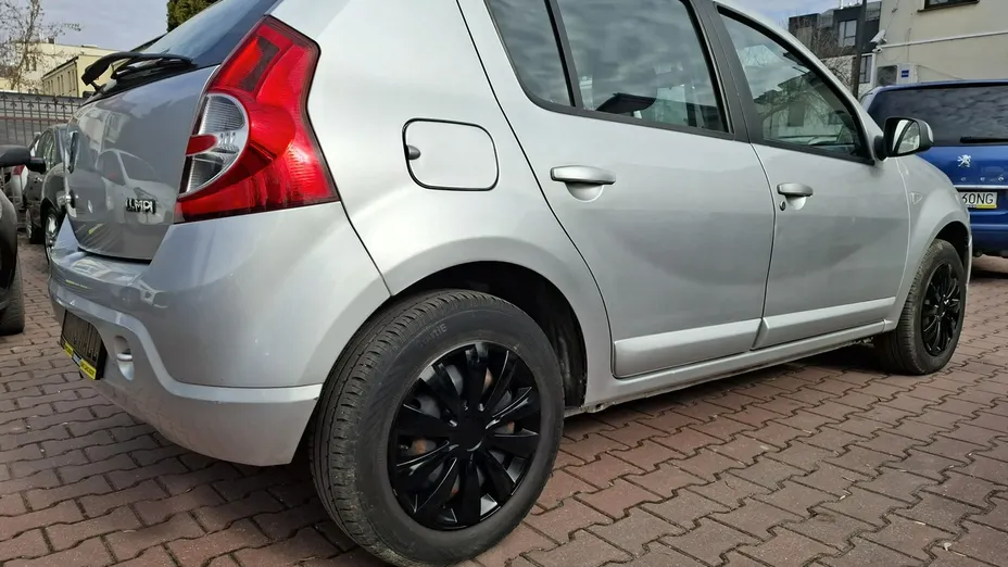 DACIA Sandero -