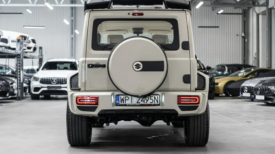 SUZUKI Jimny -
