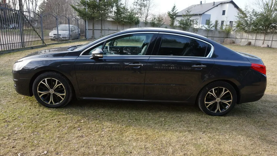 PEUGEOT 508 -