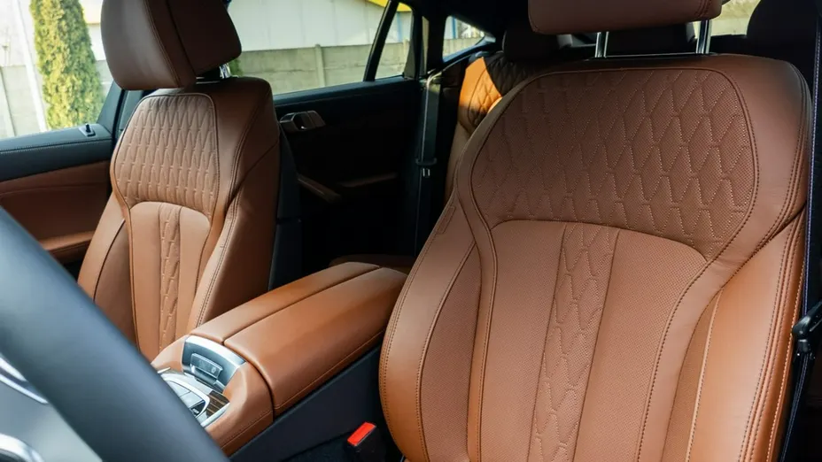 BMW X6 -