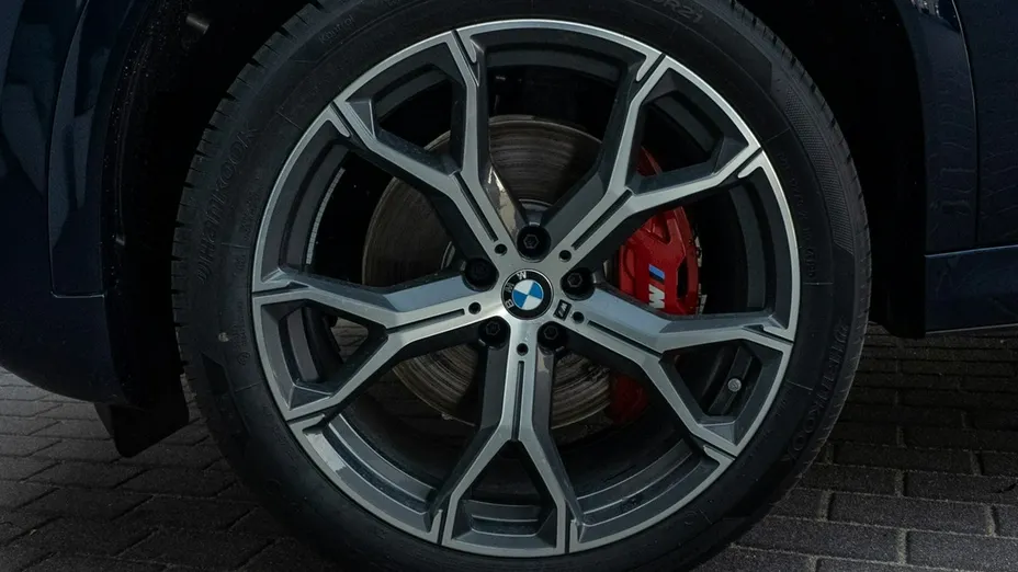 BMW X6 -