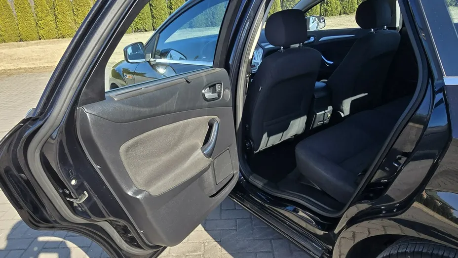 FORD Mondeo -