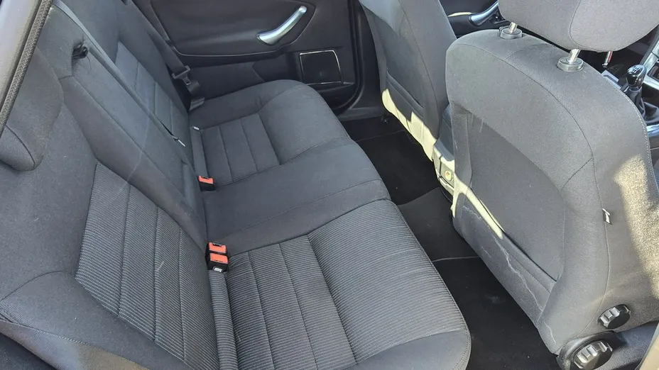FORD Mondeo -