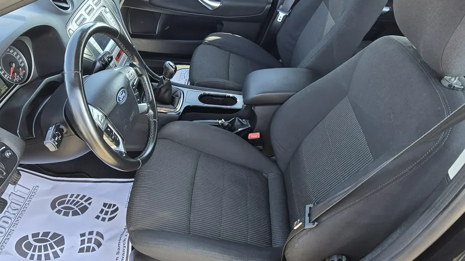 FORD Mondeo -