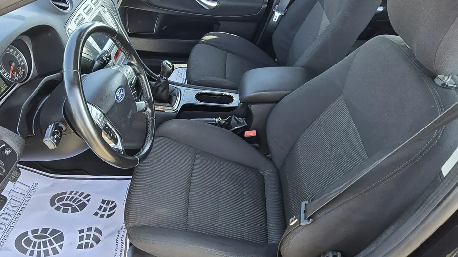 FORD Mondeo -