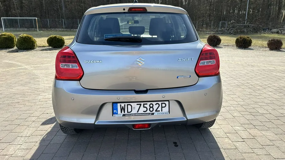 SUZUKI Swift -