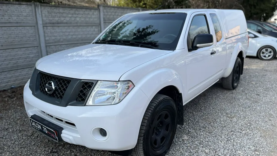 NISSAN Navara -