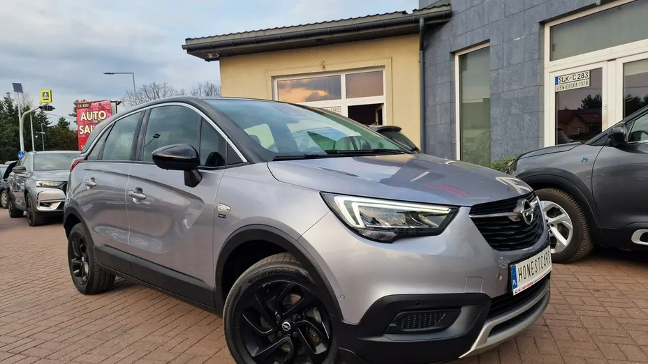 OPEL Crossland X -