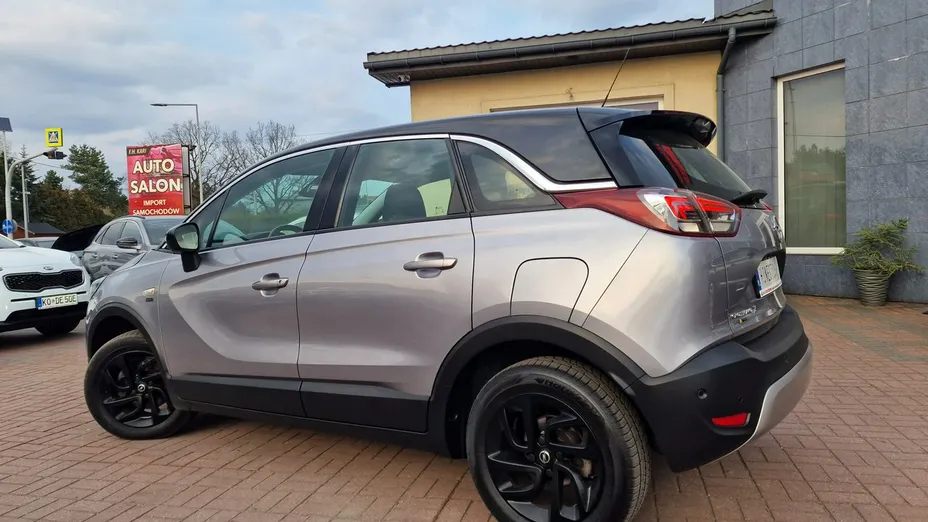 OPEL Crossland X -