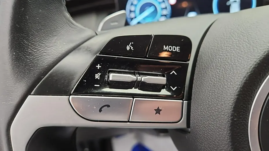 HYUNDAI Tucson -