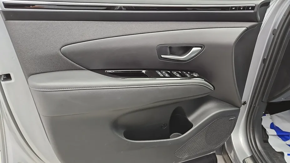HYUNDAI Tucson -