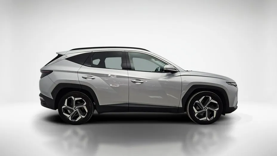 HYUNDAI Tucson -