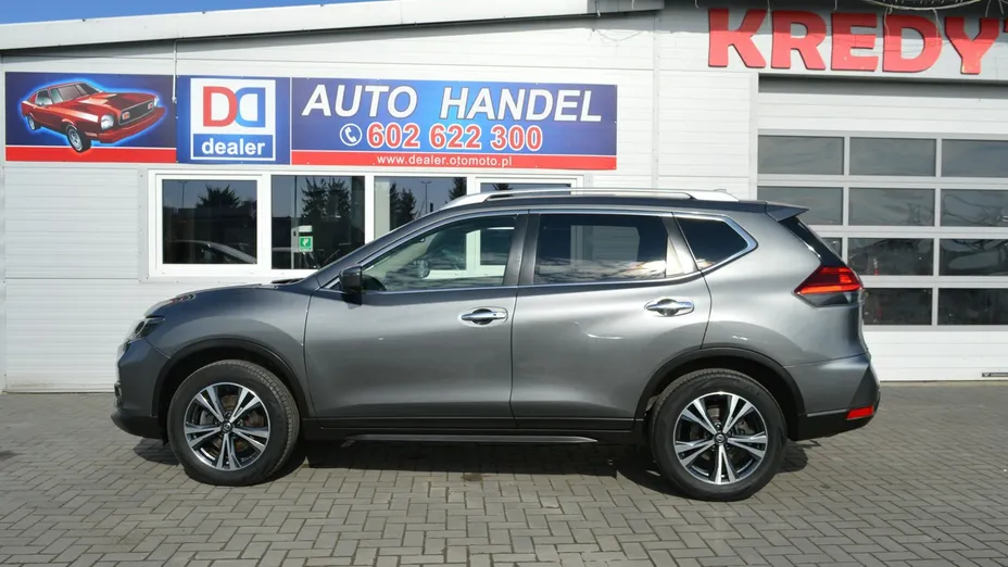 NISSAN X-Trail -